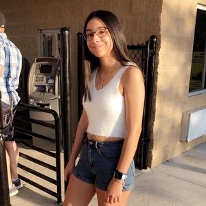 Meet your Posher, Veronica